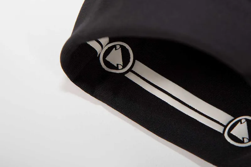 Endura Xtract Womens Shorts in Black-2